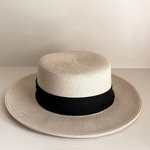 Classic Light Natural Straw Italian Boater Hat Comp Eric Javits